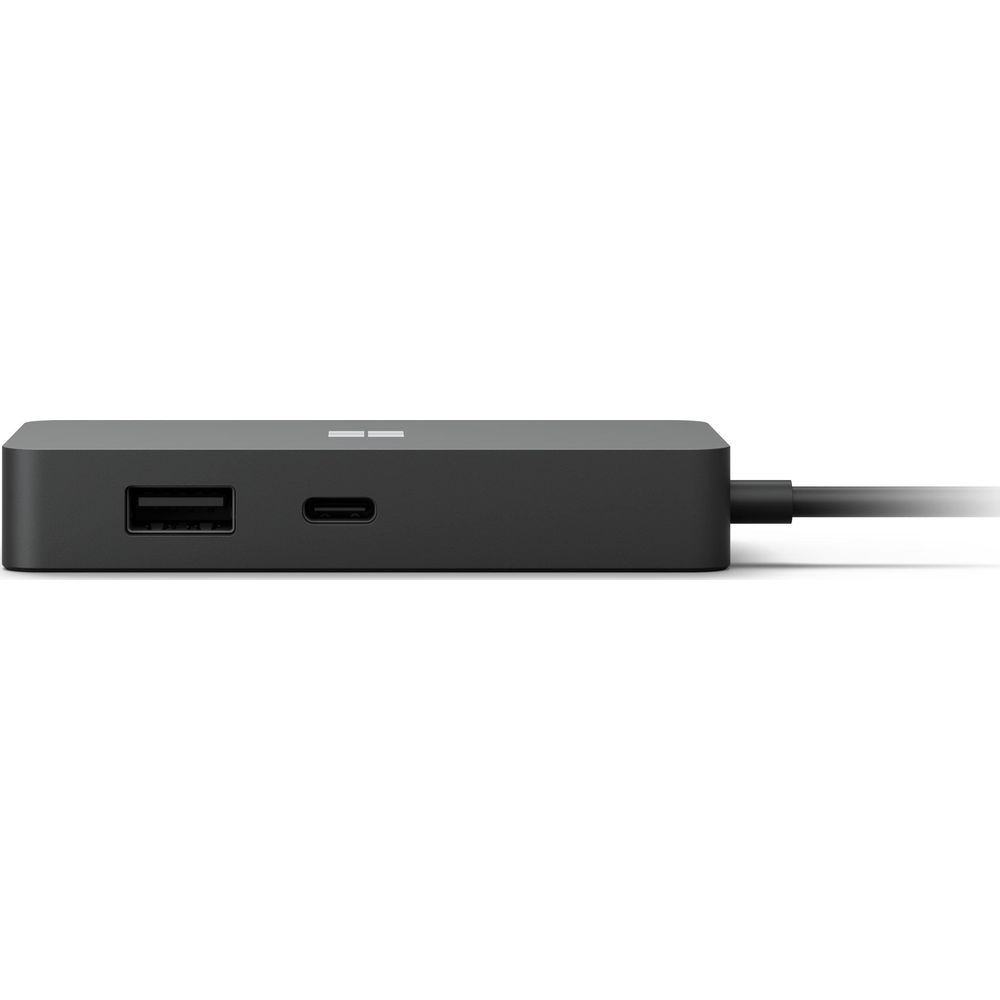Schwarzer USB-C-Hub mit USB-A- und USB-C-Anschlüssen.
