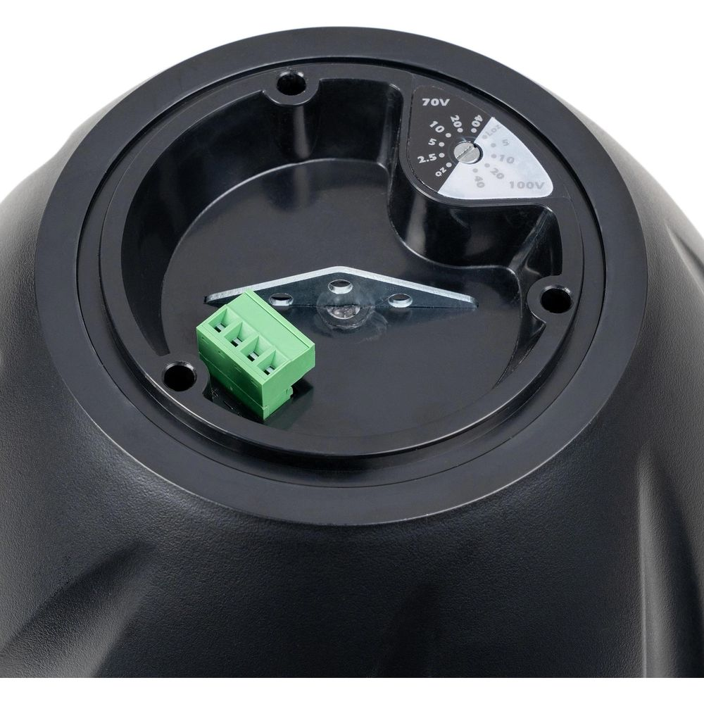 Carcasa negra con conector verde y dial de ajuste de voltaje.