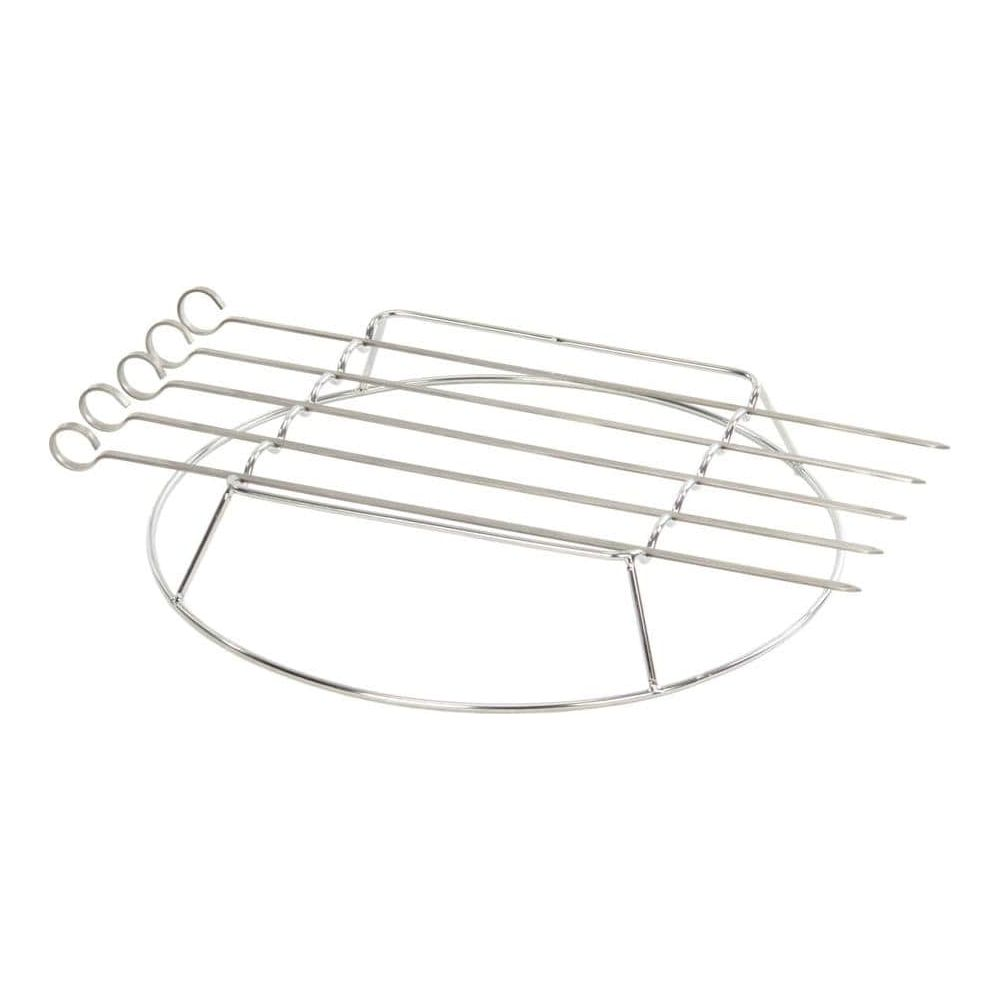 Ein metallisches Grillgestell mit fünf Spießen, auf weißem Hintergrund.