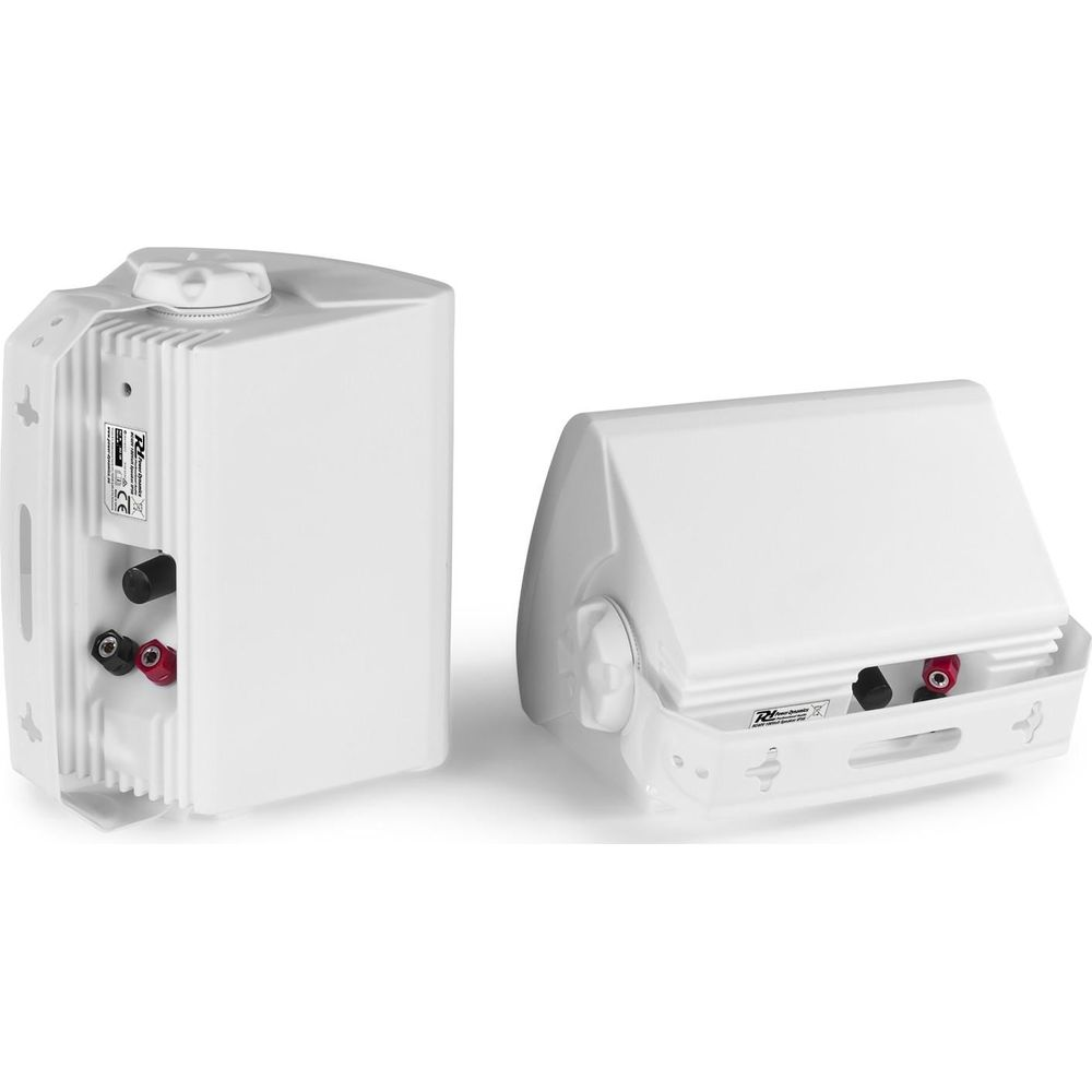 Dos altavoces blancos con conexiones traseras, sobre fondo blanco.