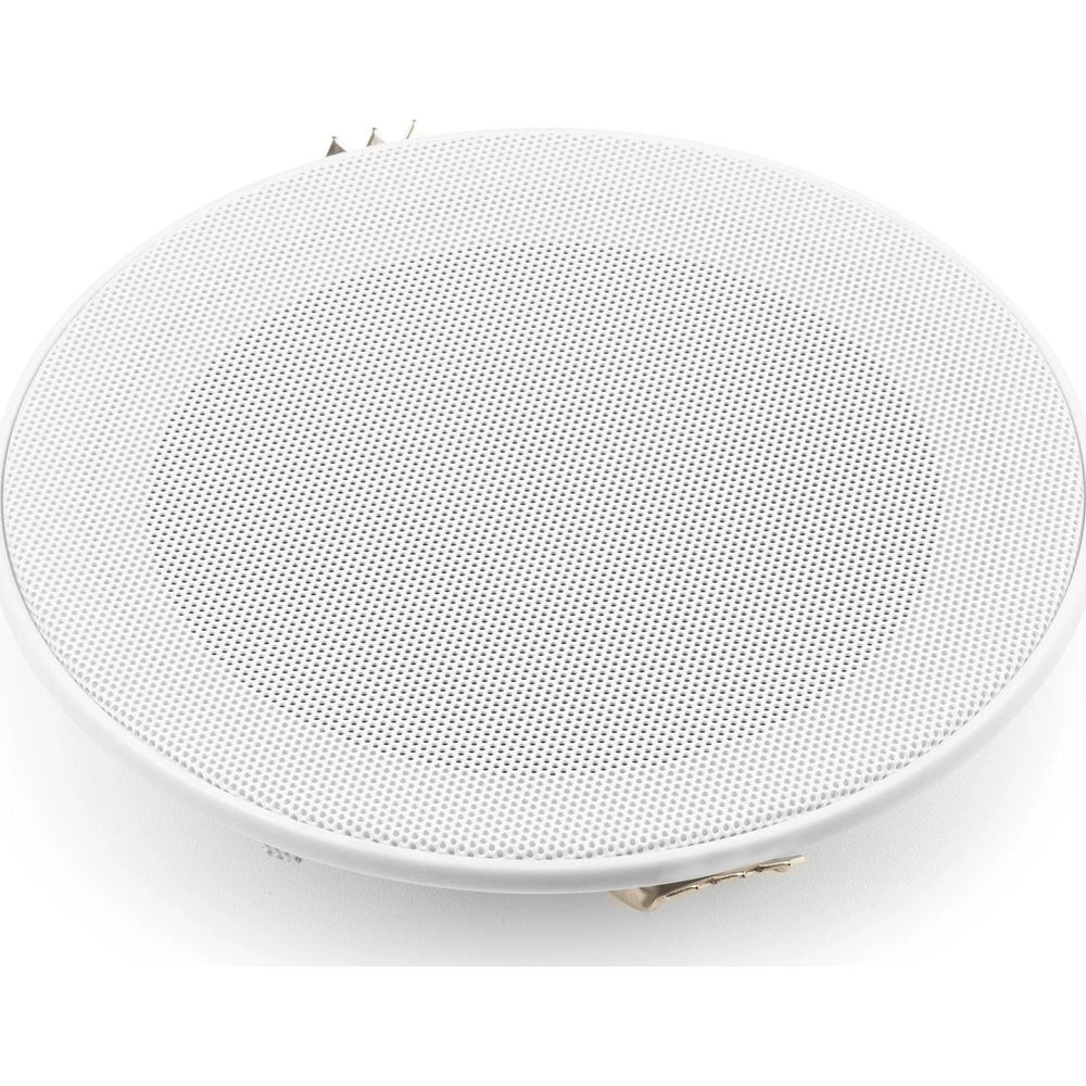 Cubierta blanca redonda para altavoz de techo con patrón perforado y clips plateados.