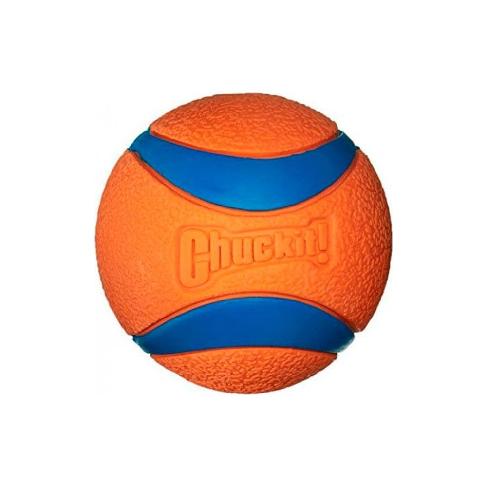 Una palla arancione con strisce blu e logo "Chuckit!".