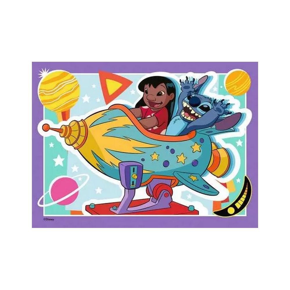 Lilo e Stitch viaggiano su un razzo nello spazio con pianeti e stelle.
