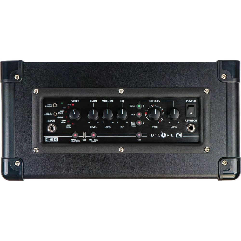 Een zwarte gitaarversterker met bedieningselementen voor stem, gain, volume, EQ en effecten.