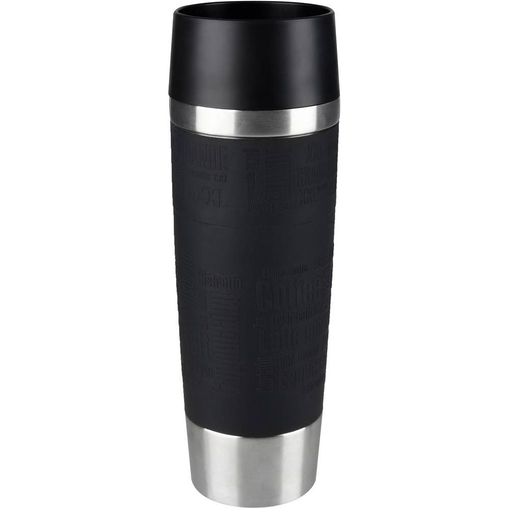 Ein schwarzer Thermobecher mit silbernem Rand und Boden.