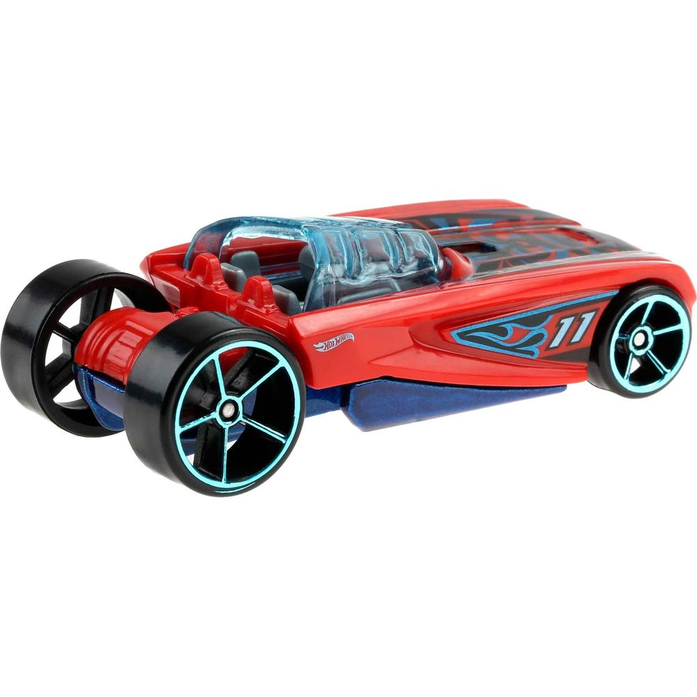 Un coche de juguete rojo con llantas azules y capota transparente.