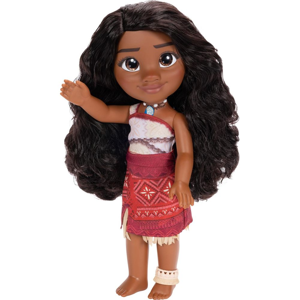 Muñeca Moana de pelo oscuro con vestido rojo y collar.