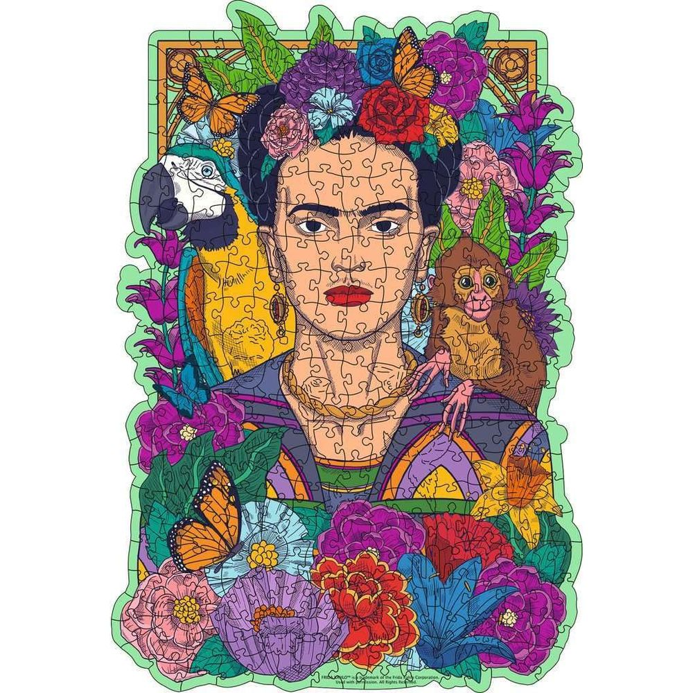 Frida Kahlo con scimmia e pappagallo, circondata da fiori e farfalle.