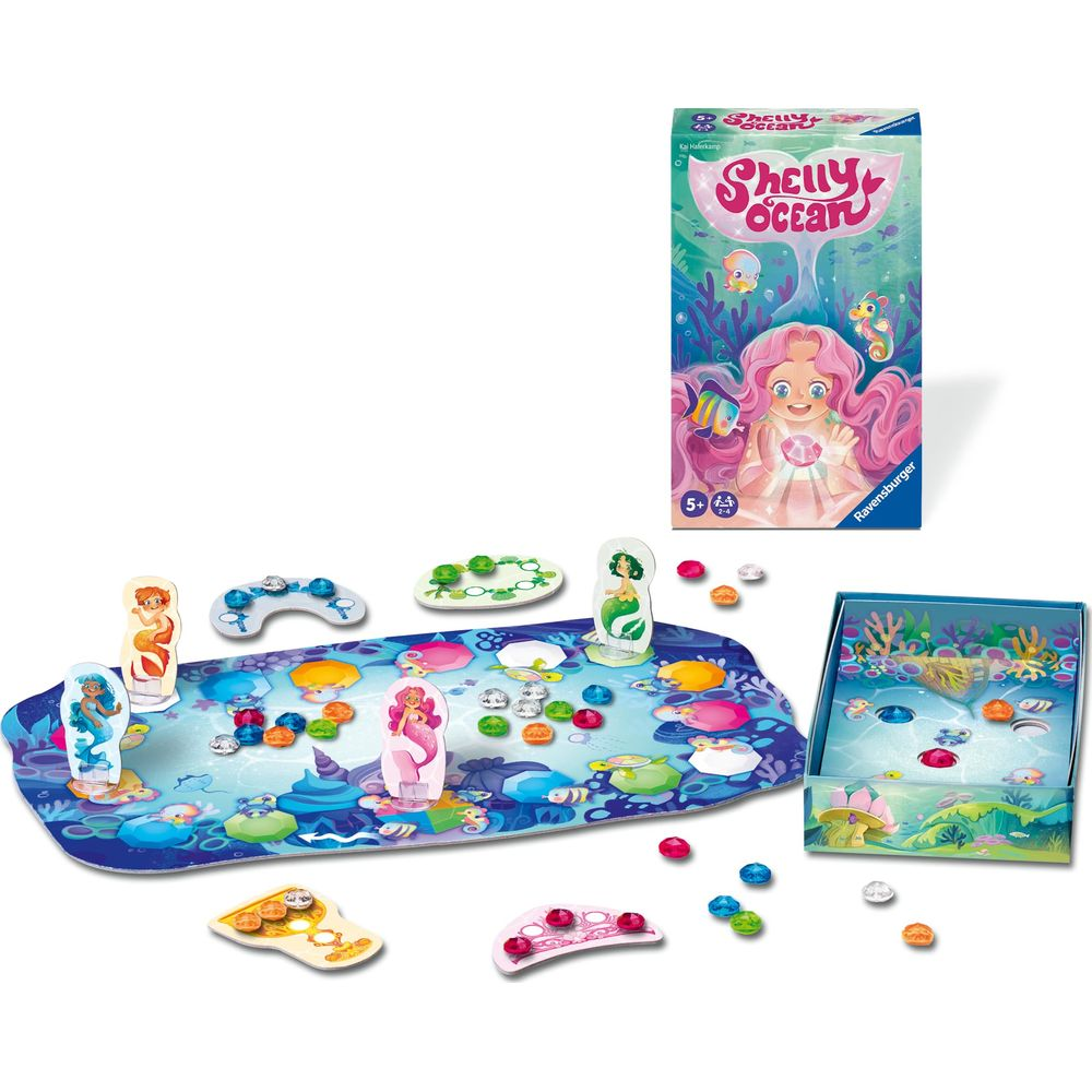Gioco da tavolo con figure di sirena, tabellone, carte e perline colorate su sfondo bianco.