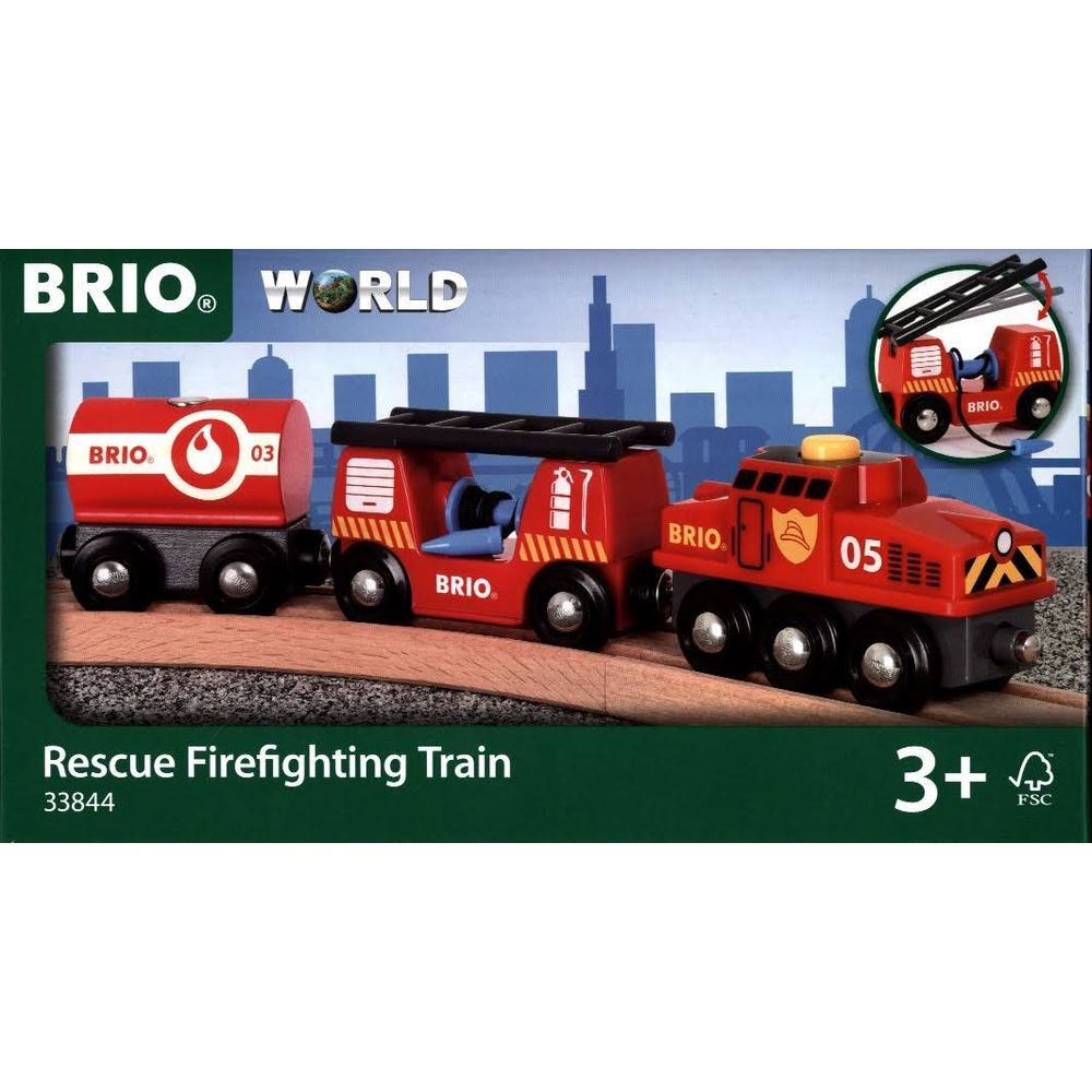 Ein roter BRIO Löschzug mit Wassertankwagen und Feuerwehrauto.