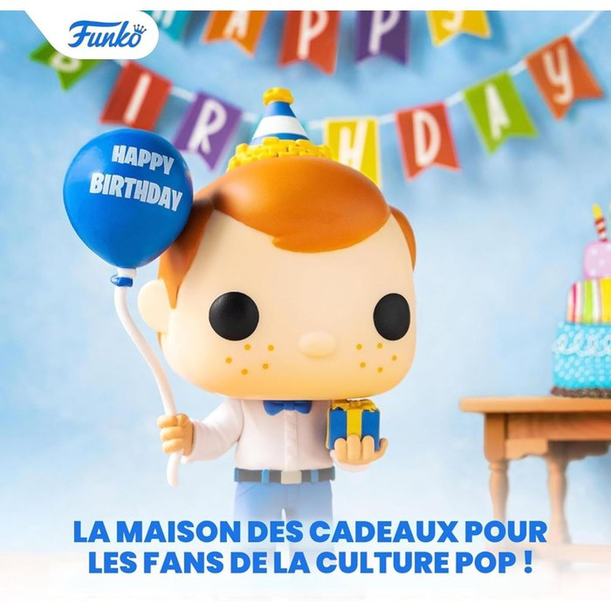 Funko Pop-Figur mit Geburtstagshut hält Geschenk und Ballon vor "Happy Birthday"-Girlande.