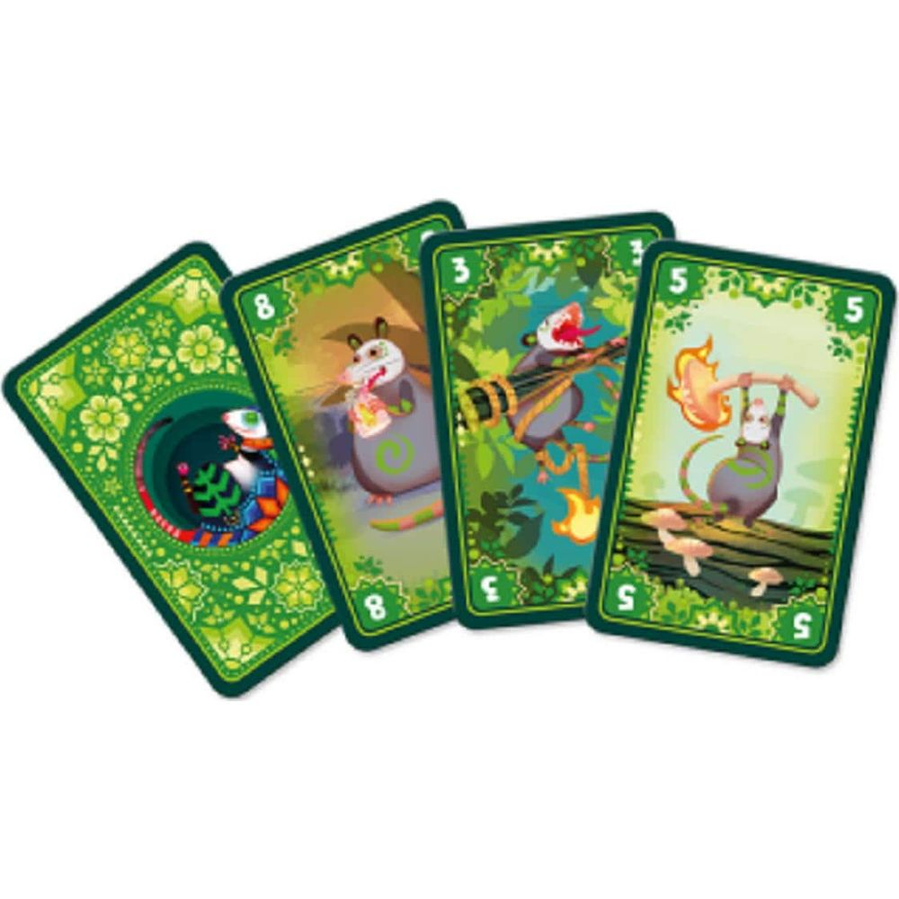 Quatre cartes de jeu colorées représentant des animaux mignons dans un cadre vert.