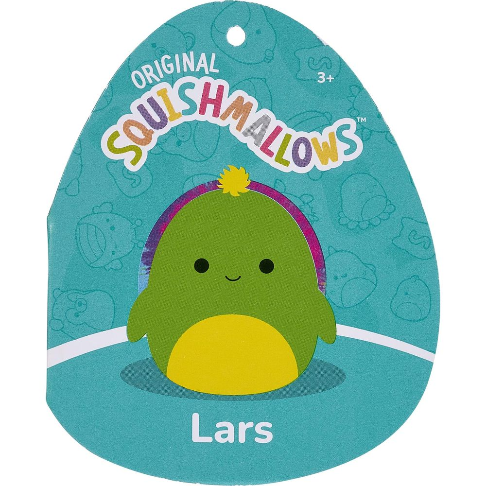 Un Squishmallow verde di nome Lars con pancia gialla e un ciuffo giallo sulla testa.