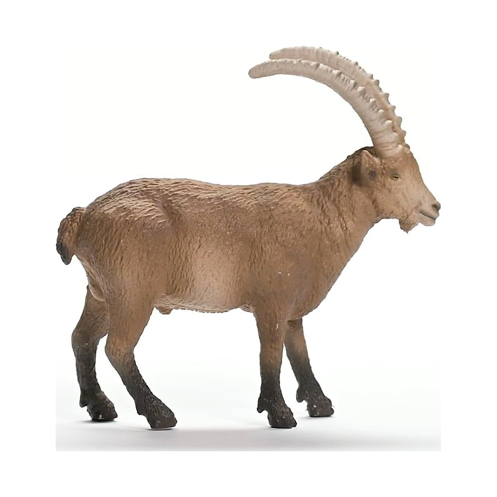 Brązowa figurka kozicy z długimi, zakrzywionymi rogami na białym tle.