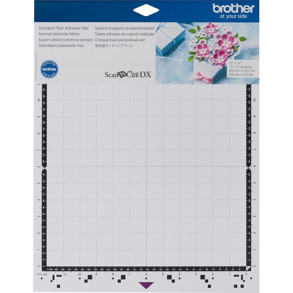 Brother ScanNCut DX Standard Tack Adhesive Mat mit Raster und Maßeinheiten.