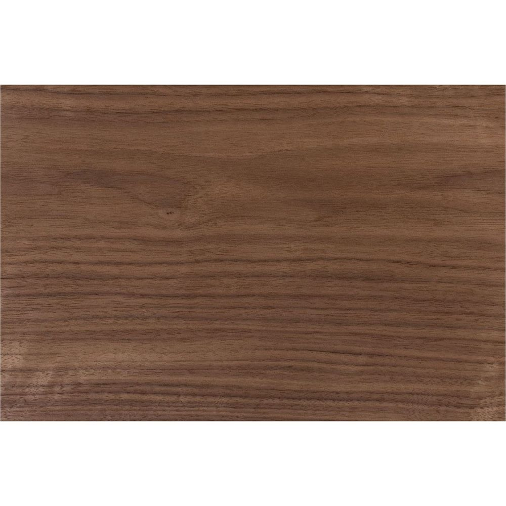 Eine Nahaufnahme von braunem Holzmaserungsmuster. Die Linien sind horizontal.