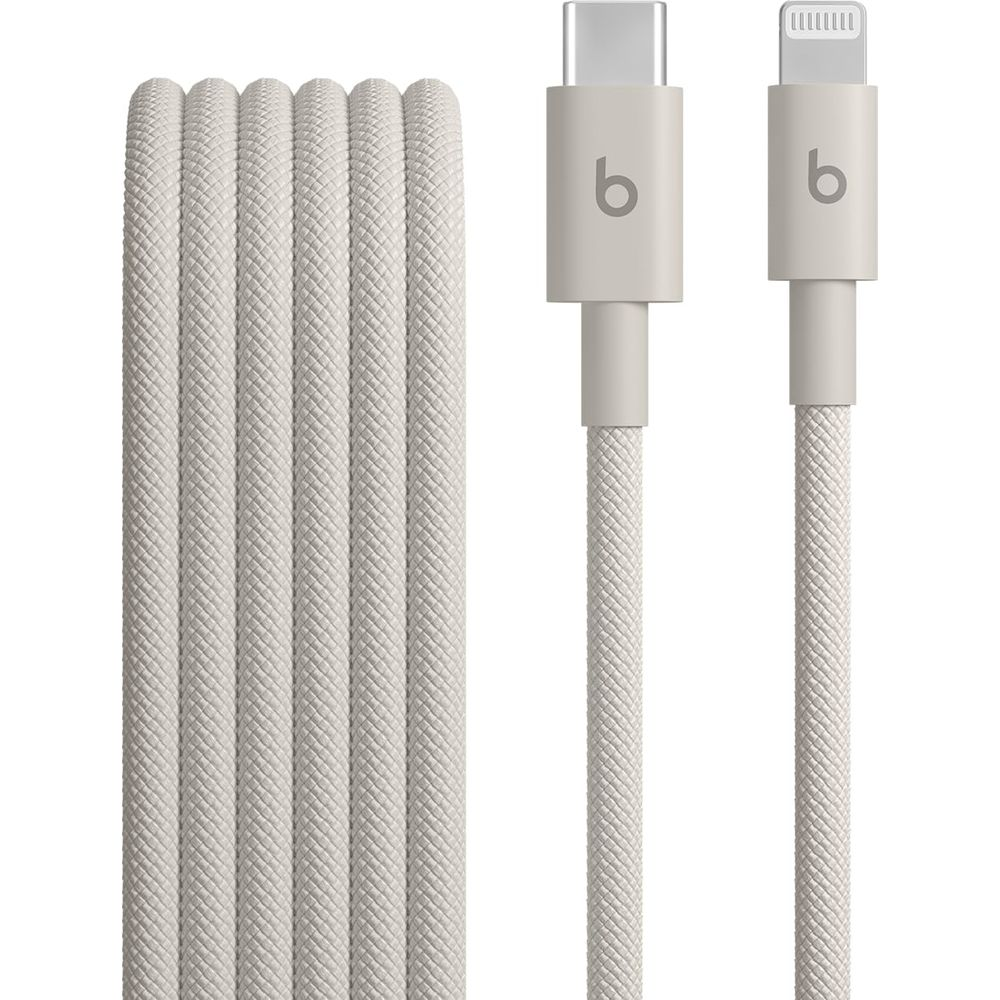 Een beige gevlochten kabel met USB-C en Lightning connectoren.