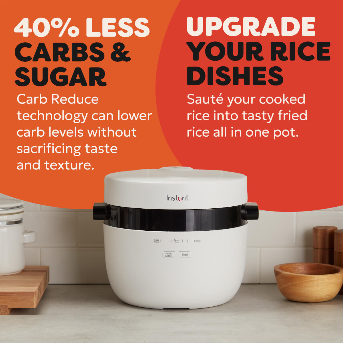 Urządzenie Instant Pot do gotowania ryżu z tekstem na pomarańczowym i czerwonym tle, reklamujące "40% mniej węglowodanów i cukru".