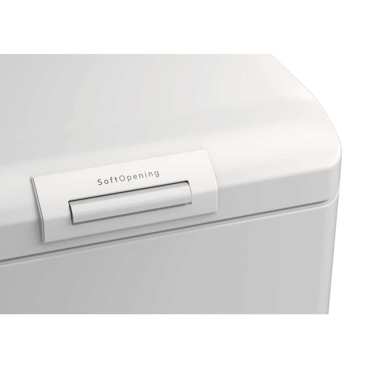 Biały wierzch z uchwytem Soft Opening i etykietą.