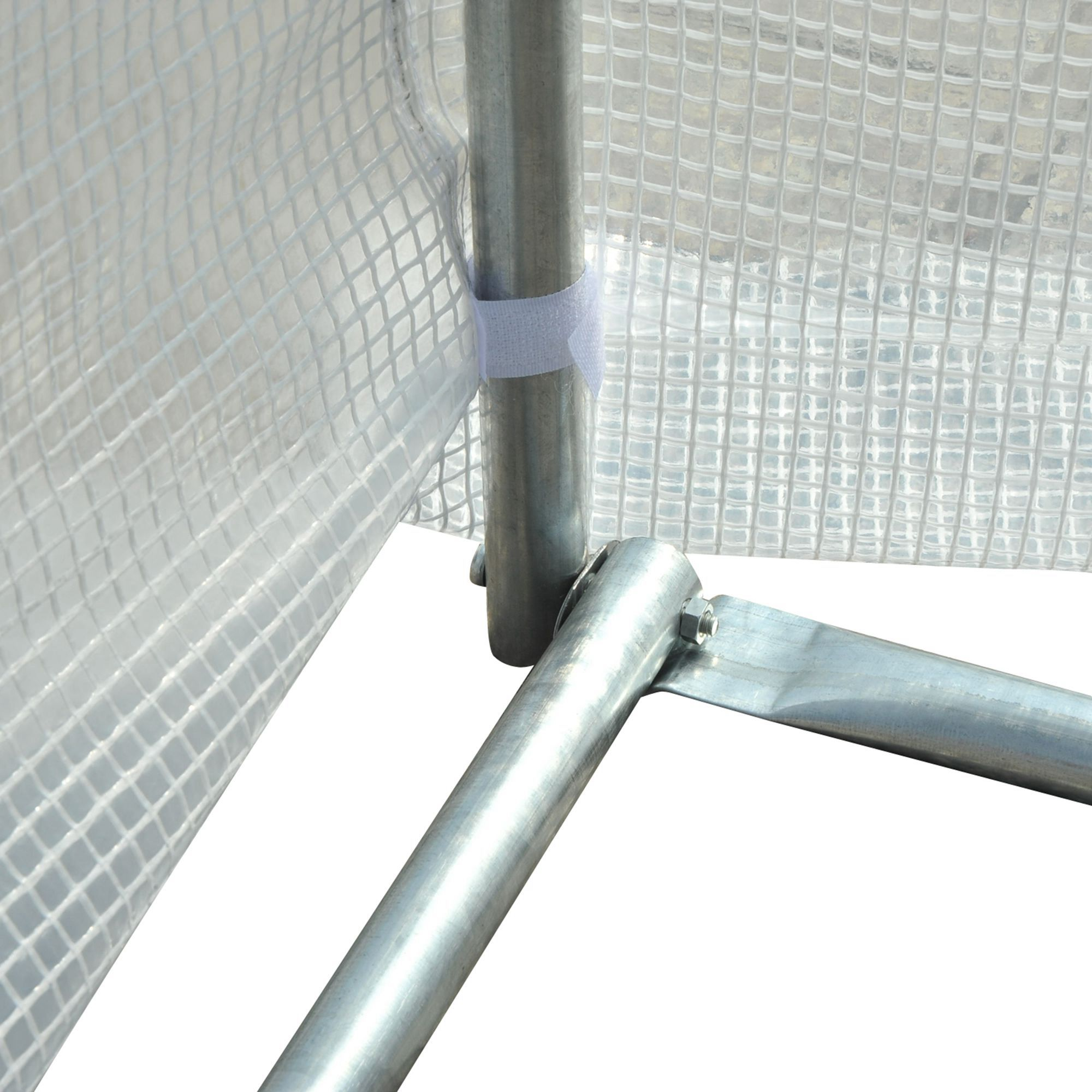 Estructura metálica de invernadero con cubierta transparente y correa de velcro.
