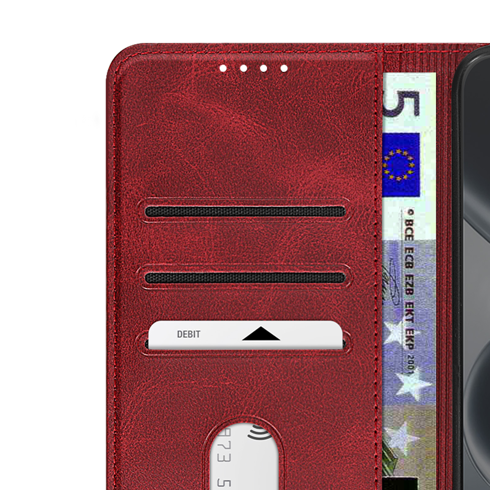 Portafoglio rosso con slot per carte, una carta di debito e una banconota da 5 euro.