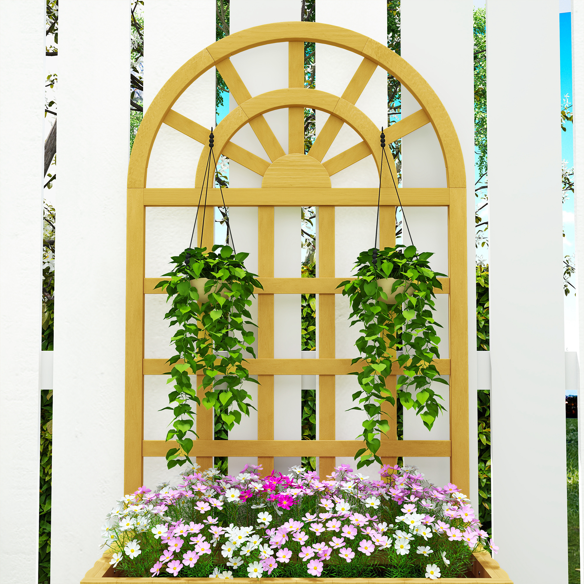 Enrejado de madera con flores y plantas colgantes contra valla blanca.