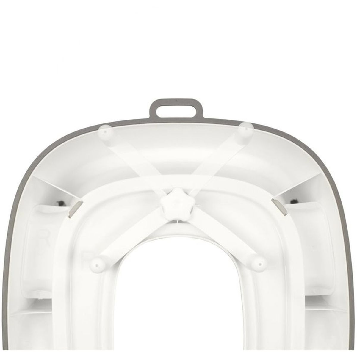 Unterseite eines grauen und weißen Toilettensitzes mit Griff.