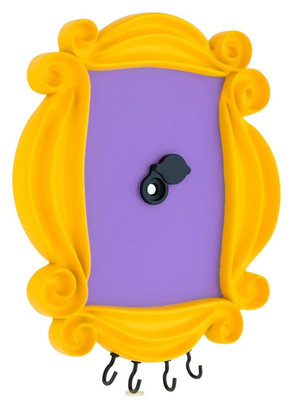Marco de puerta morado con borde amarillo, mirilla y ganchos.