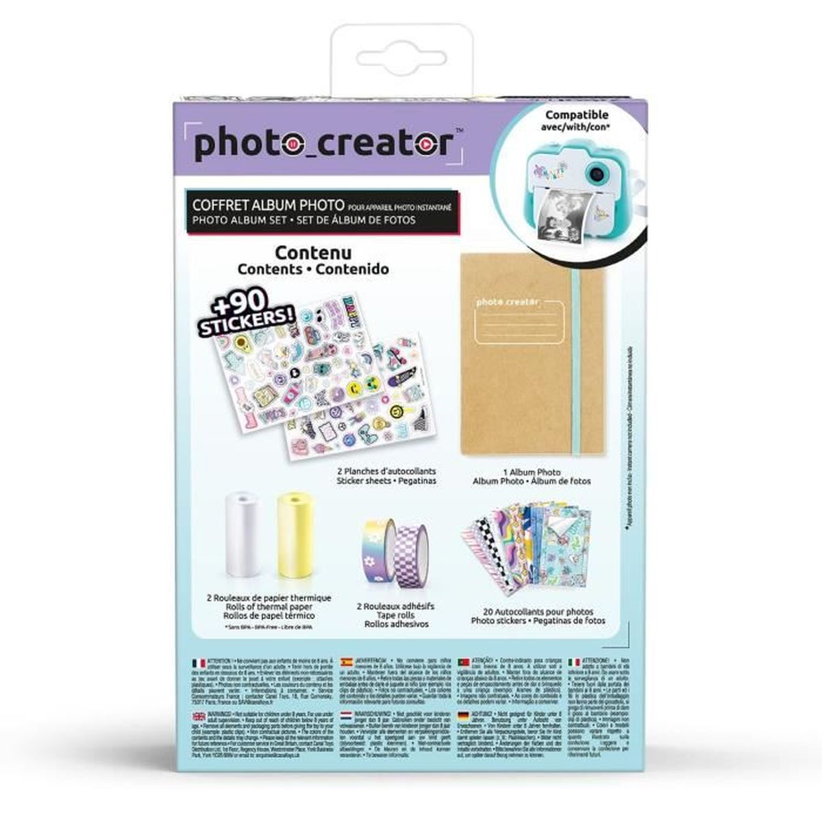 Verpackung für ein Fotoalbum-Set mit Stickern, Klebeband und Papierrollen.