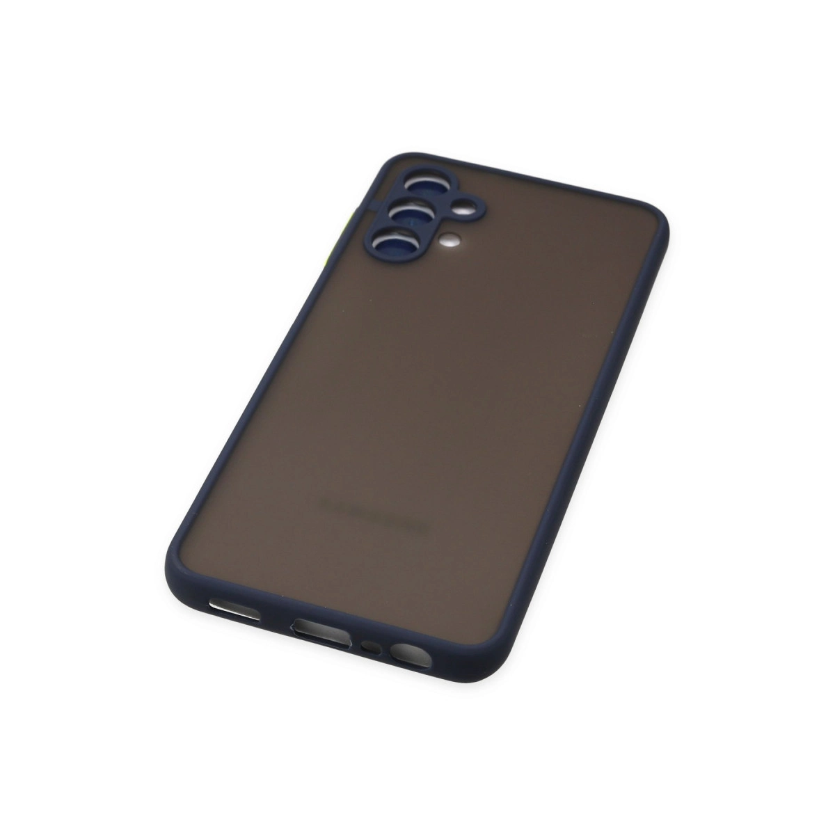 Koyu mavi kenarlı, üç kamera lens açıklığına sahip koyu kahverengi telefon kılıfı.