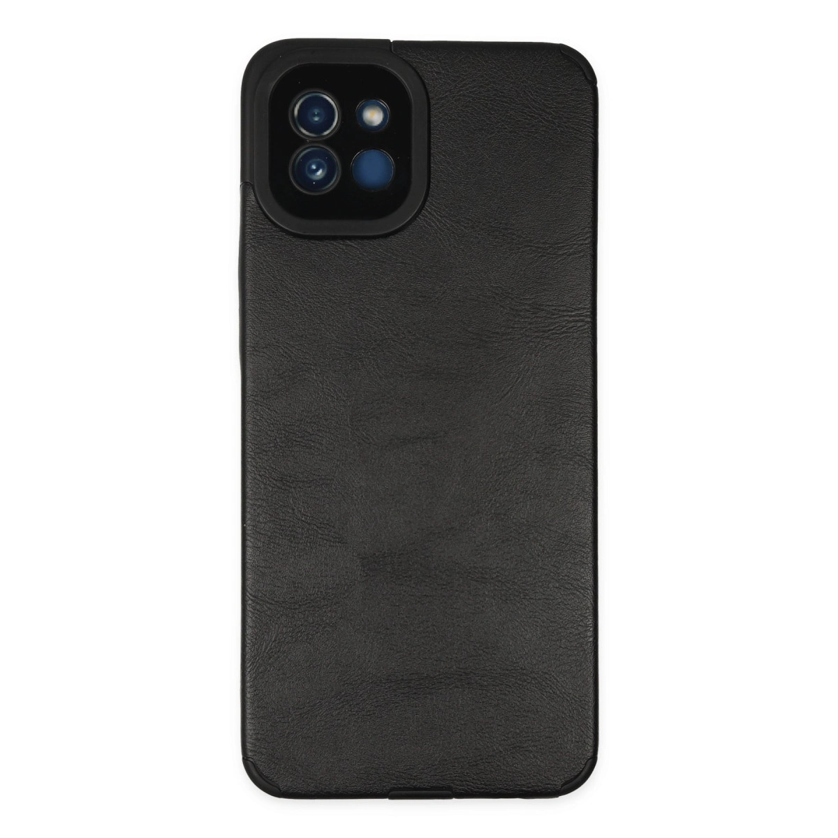 Dört kameralı siyah telefon kılıfı. Deri dokusu. Beyaz arka plan.