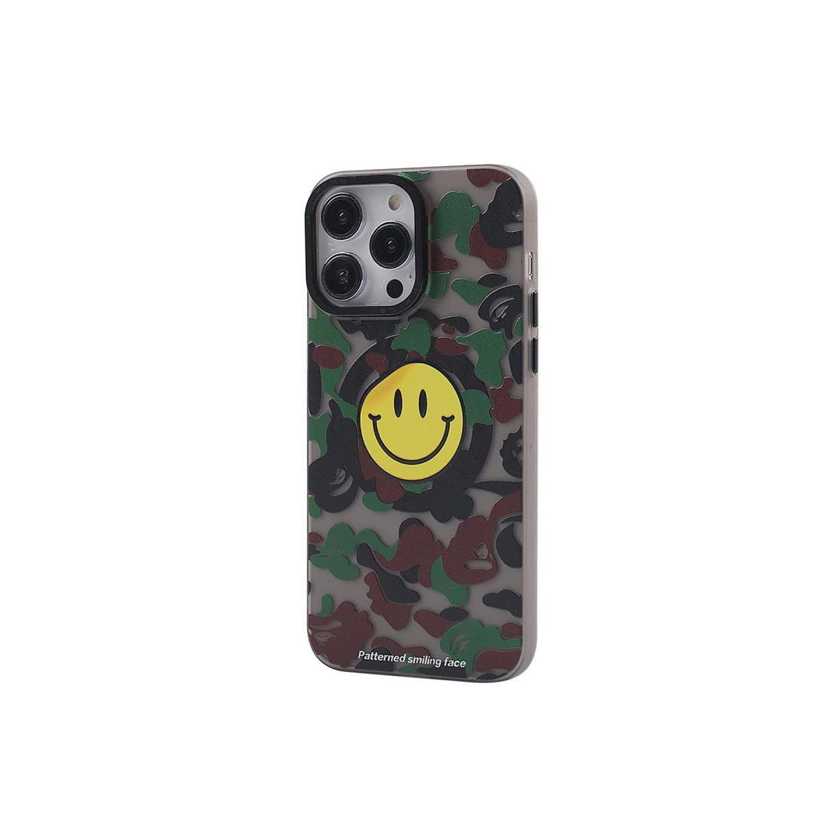 Kamuflaj desenli ve sarı gülen yüzlü iPhone kılıfı.