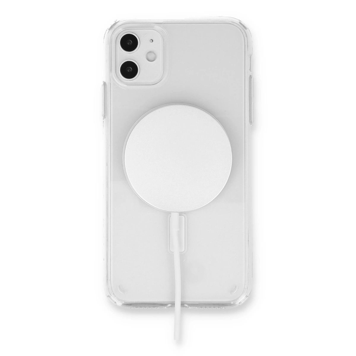 Arkasına beyaz MagSafe şarj cihazı takılmış şeffaf bir iPhone kılıfı.