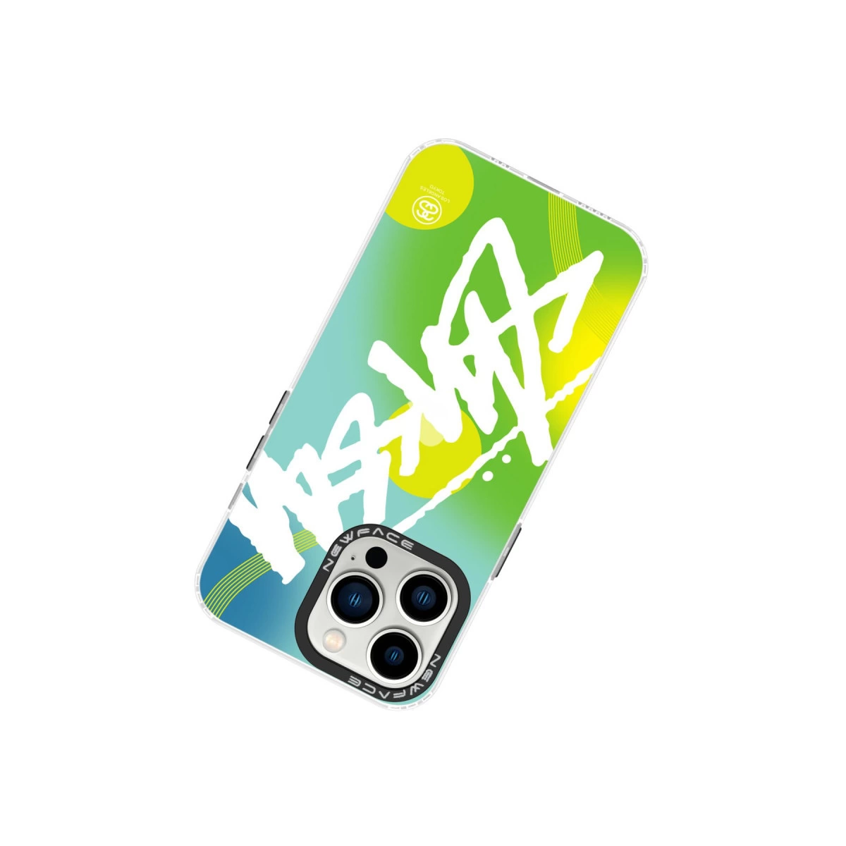 Yeşil, mavi, sarı grafiti desenli, üç kameralı iPhone kılıfı.