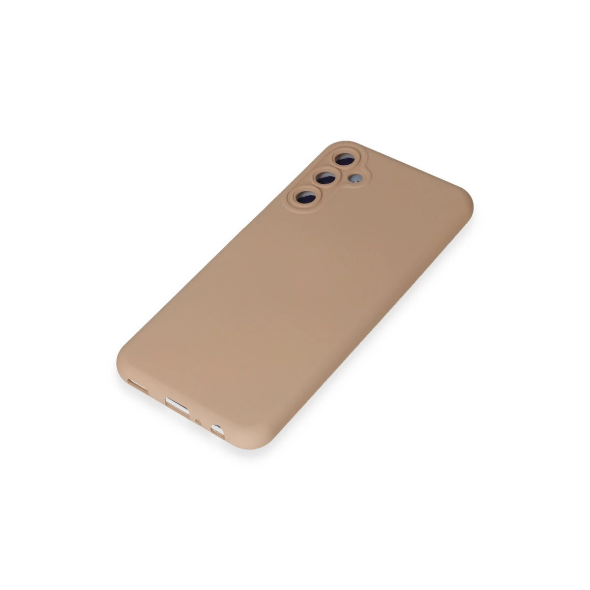 Üç kamera lens açıklığına sahip bej telefon kılıfı, beyaz arka plan.