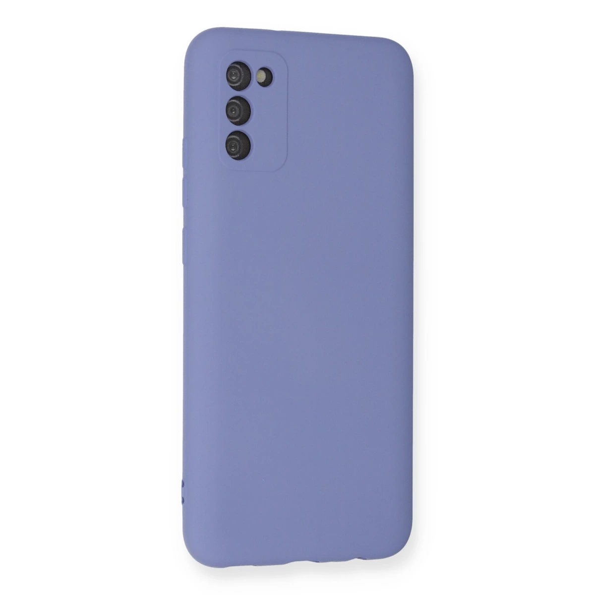 Üç kamera lensi ve flaşlı mor telefon kılıfı.