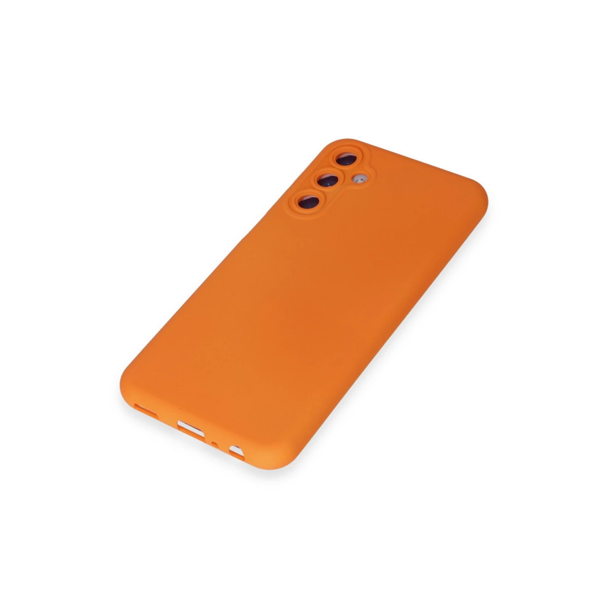 Üç kamera lensi açıklığına sahip turuncu telefon kılıfı.