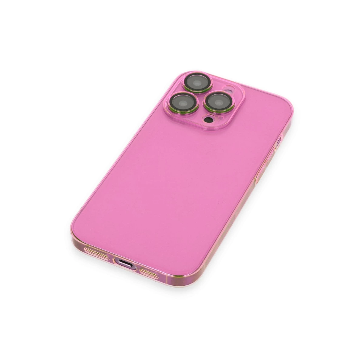 Üç kameralı, altın kenarlı pembe bir akıllı telefon.