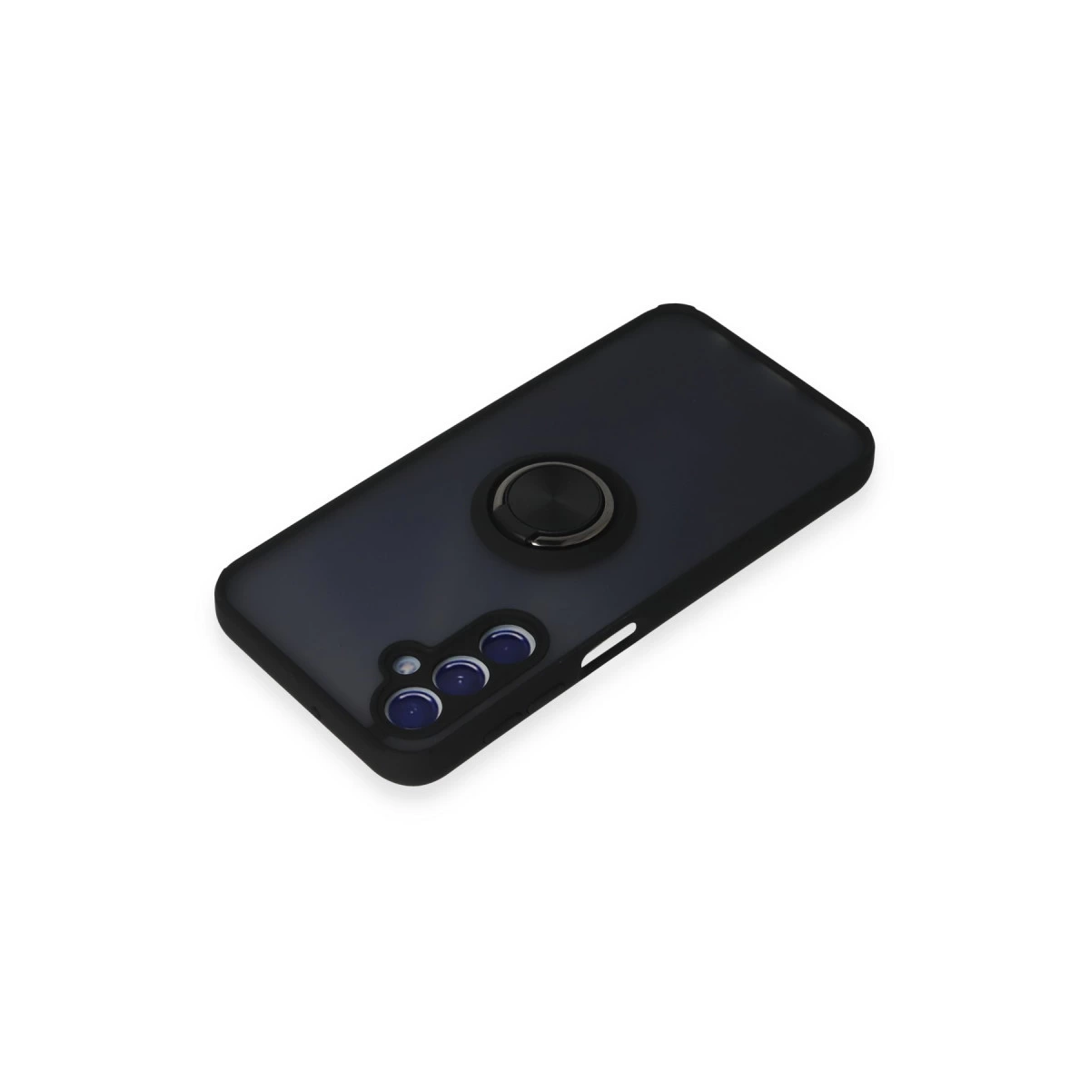 Halka tutuculu ve üçlü kameralı siyah telefon kılıfı.