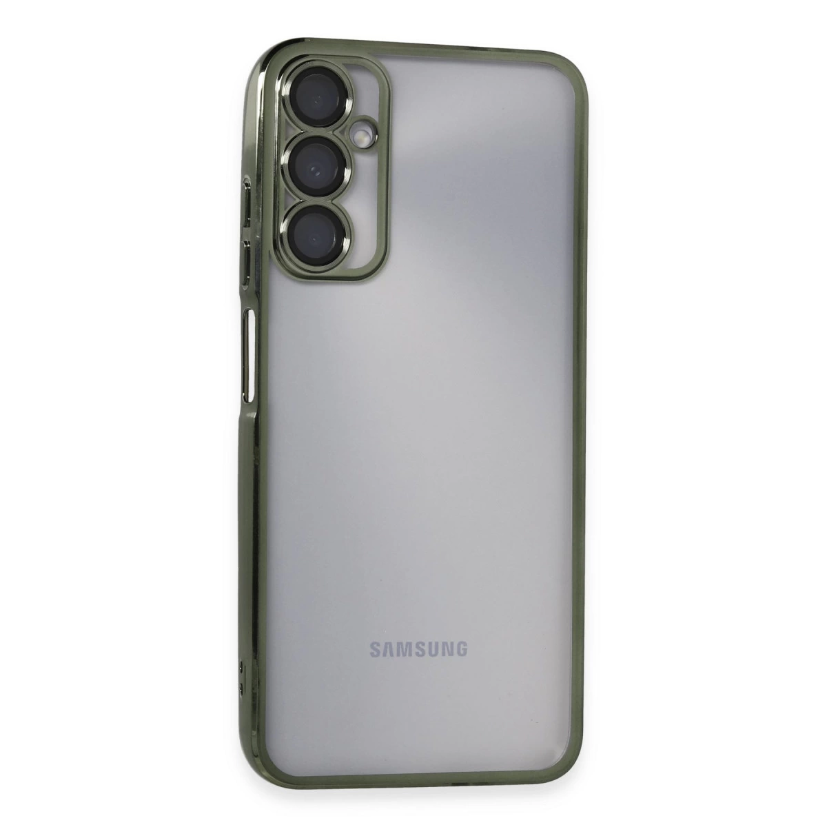 Üç kamera lensli, gümüş kenarlı şeffaf telefon kılıfı.