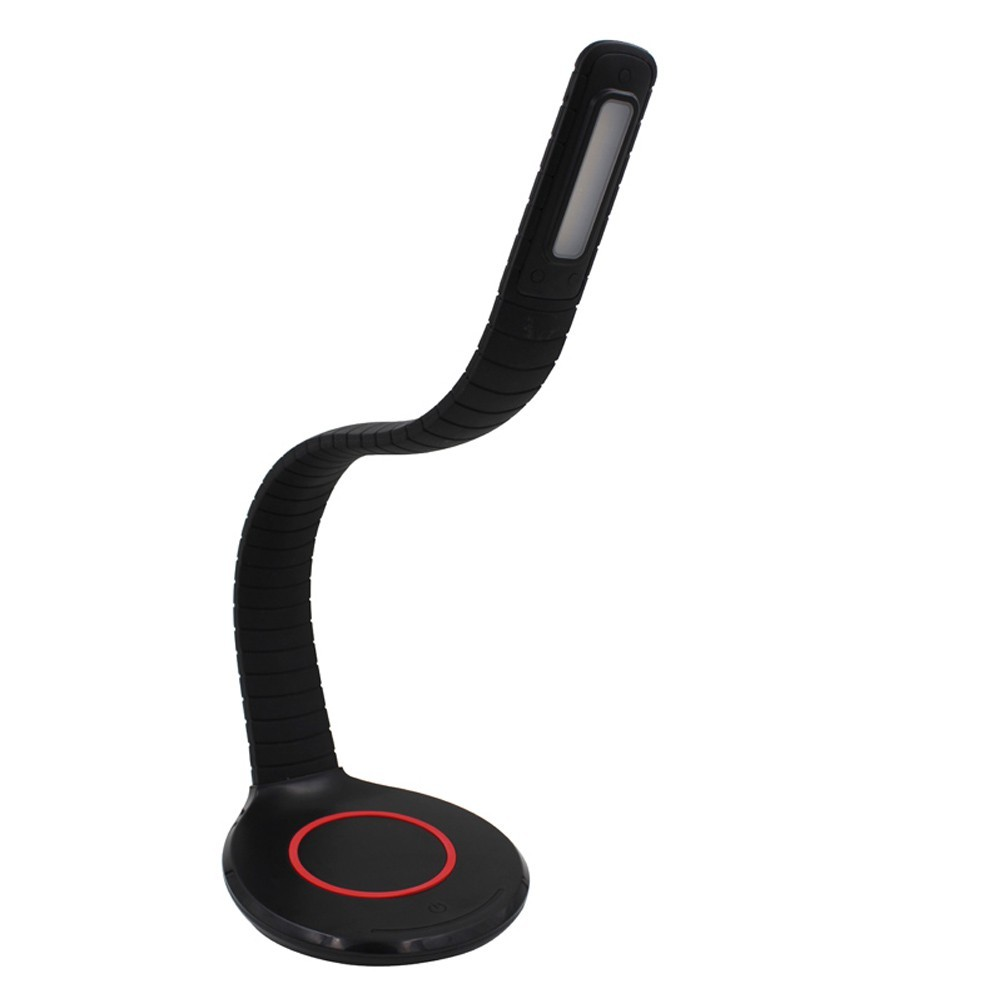 Una lámpara de cuello de cisne negra con anillo rojo en la base.