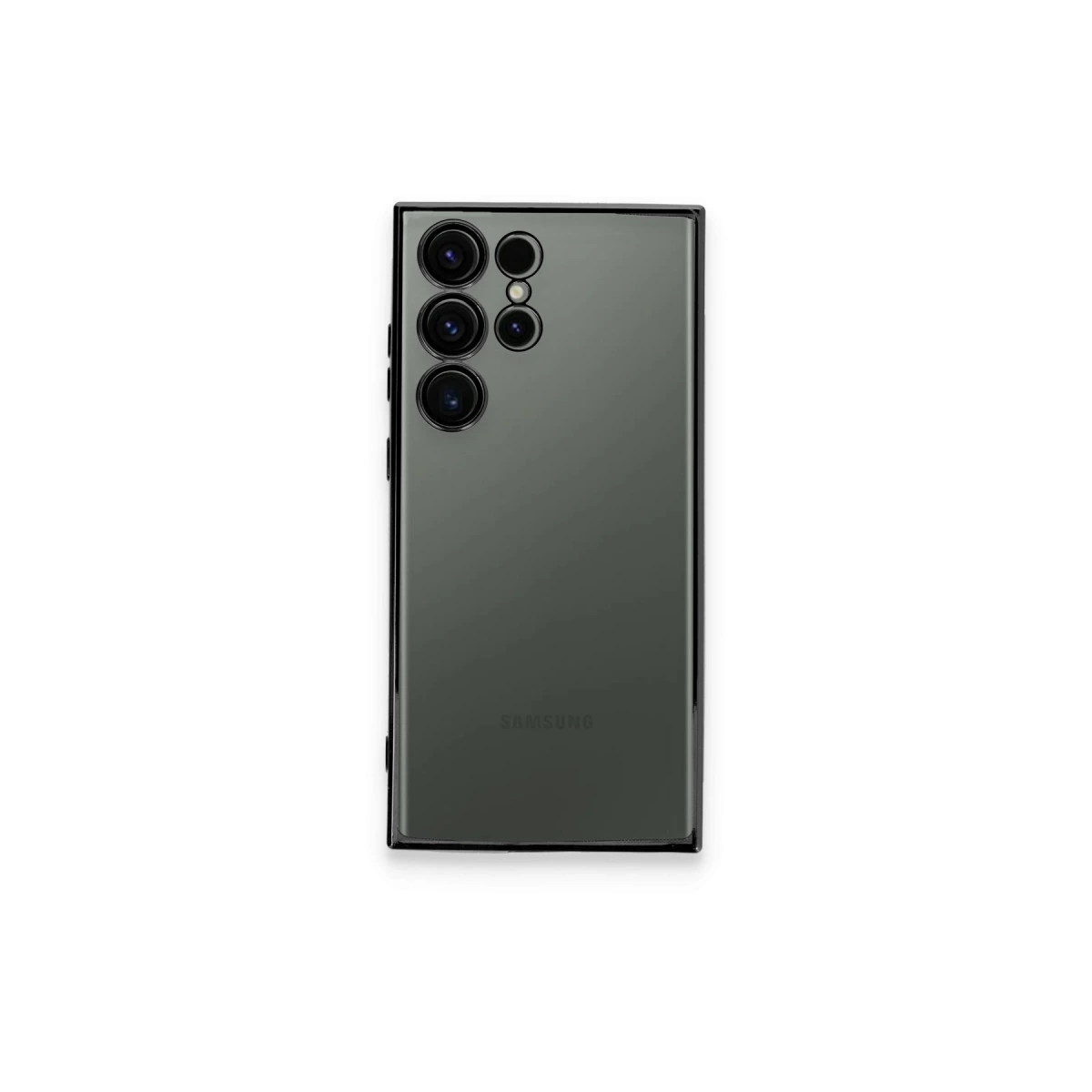 Dört kamera lensli ve Samsung logolu koyu renkli akıllı telefonun arkası.