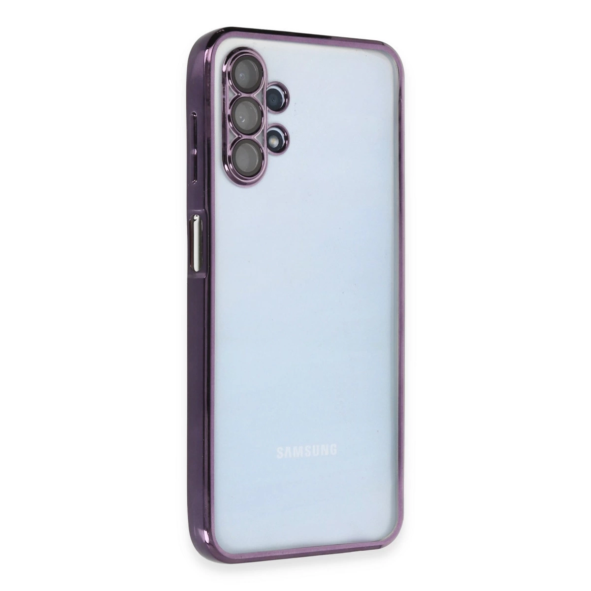 Üç kamera lensli, Samsung logolu mor telefon kılıfı, beyaz arka plan.