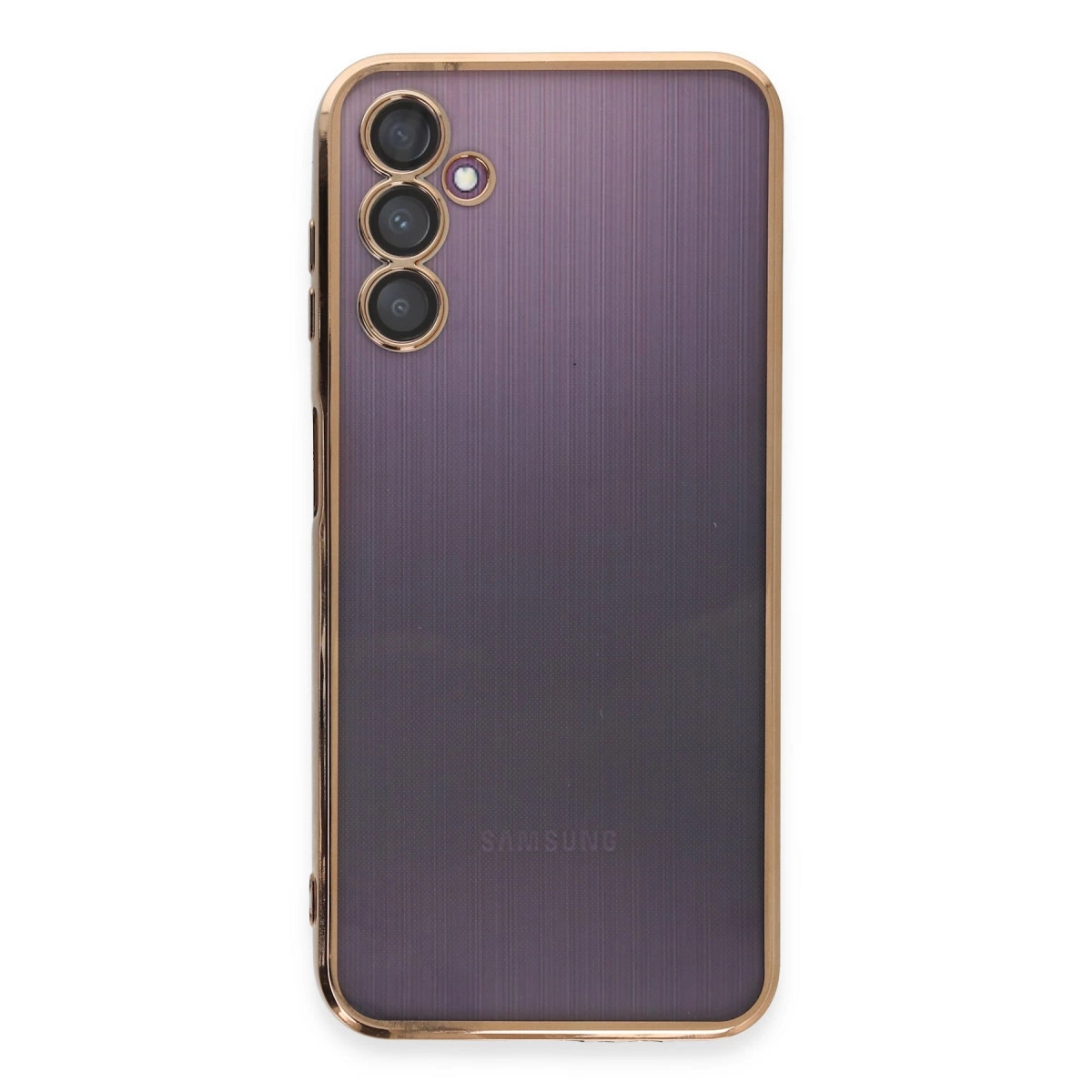 Üç kameralı, altın çerçeveli mor telefon kılıfı beyaz zeminde.
