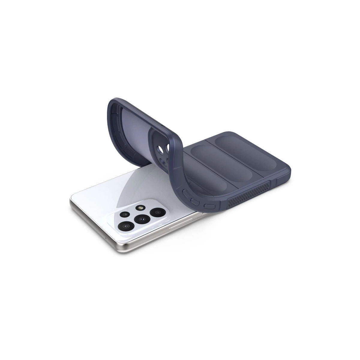 Gri telefon kılıfı beyaz bir akıllı telefonun üzerine yerleştiriliyor.