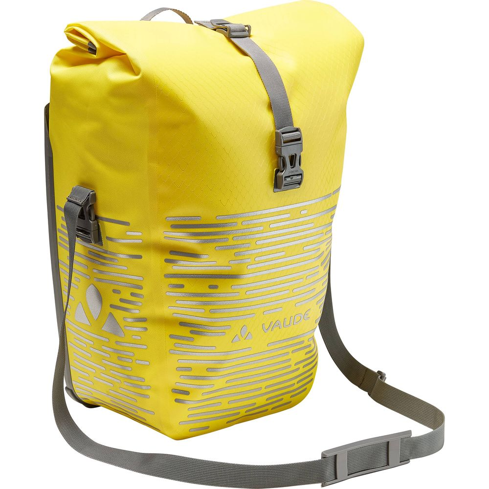 Sacoche de vélo Vaude jaune avec rayures réfléchissantes et bandoulière.