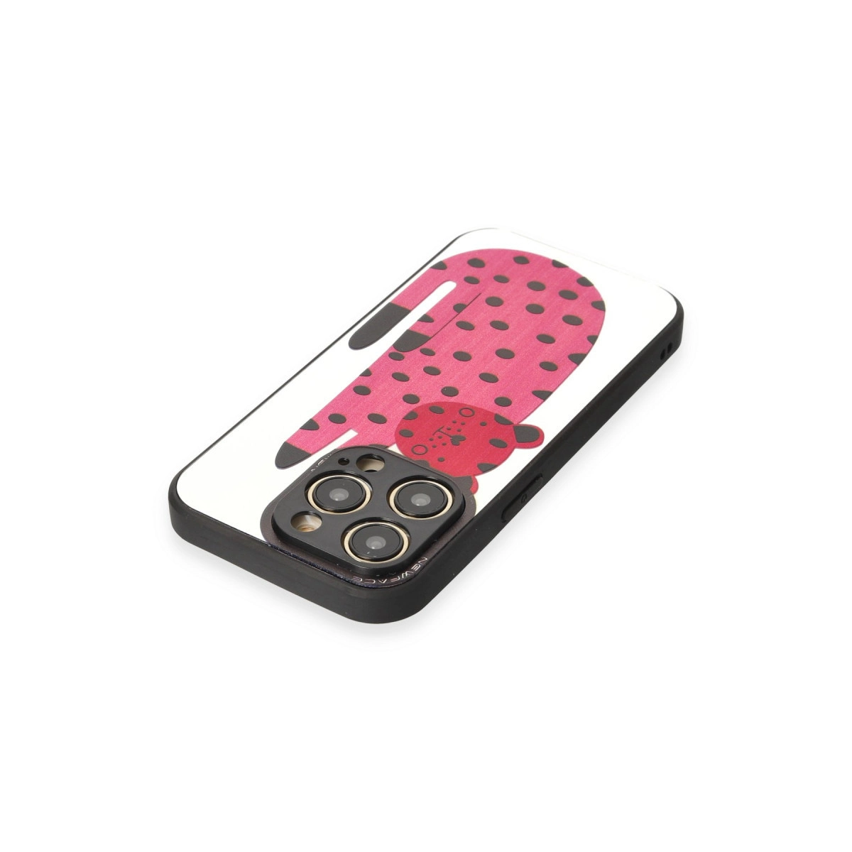 Siyah puantiyeli pembe telefon kılıfı ve kırmızı ayıcık grafiği.