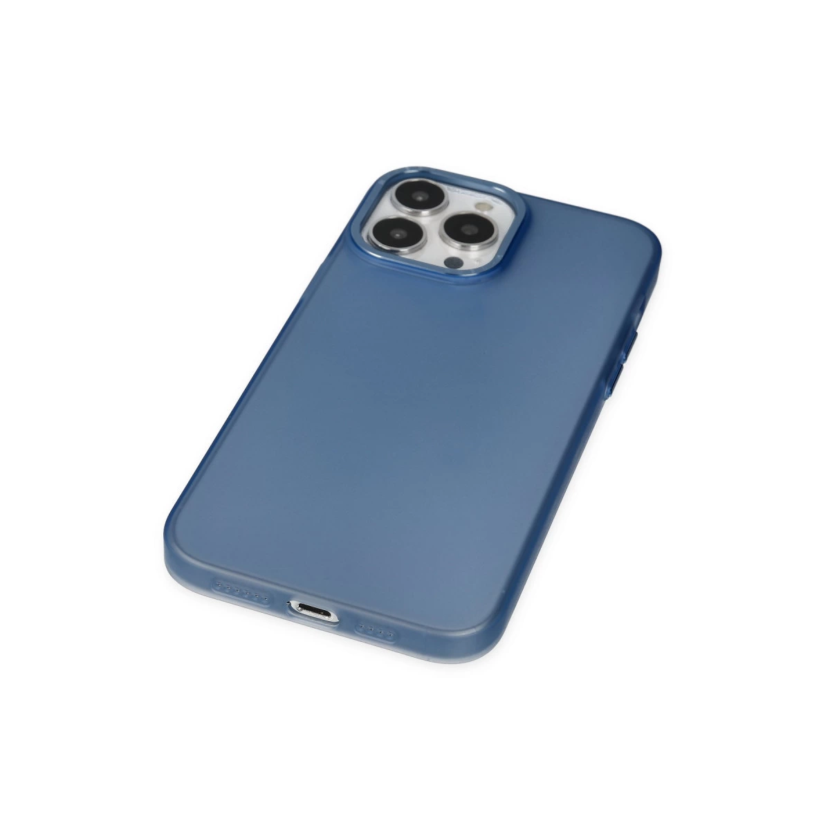 Beyaz arka plan üzerinde üçlü kamera lens kesimine sahip mavi telefon kılıfı.