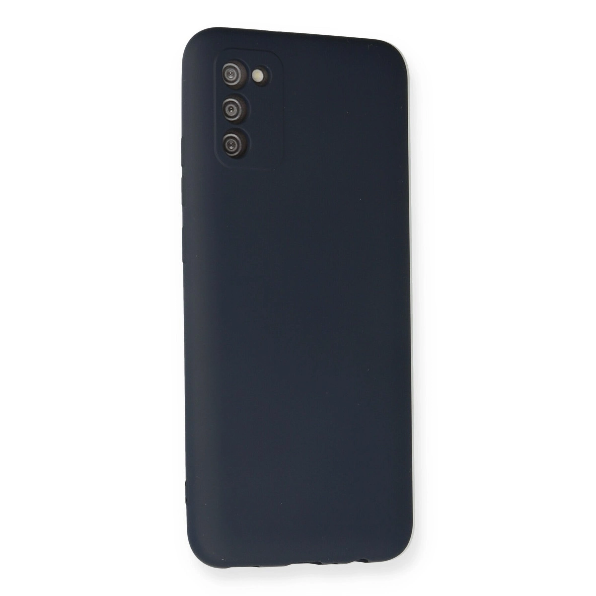 Arkada üç kamera lensi ve flaşlı koyu mavi telefon kılıfı.