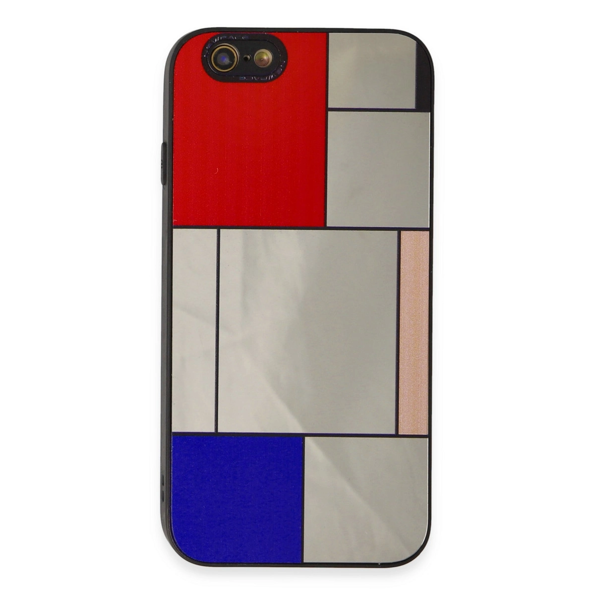 Kırmızı, mavi ve gri Mondrian tarzı desene sahip bir akıllı telefon kılıfı.